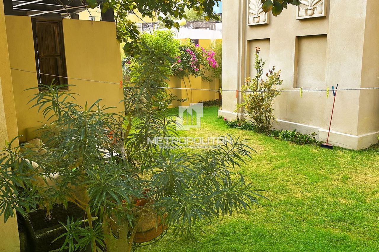 Apartment in Dubai, UAE, 233 m² - picture 9