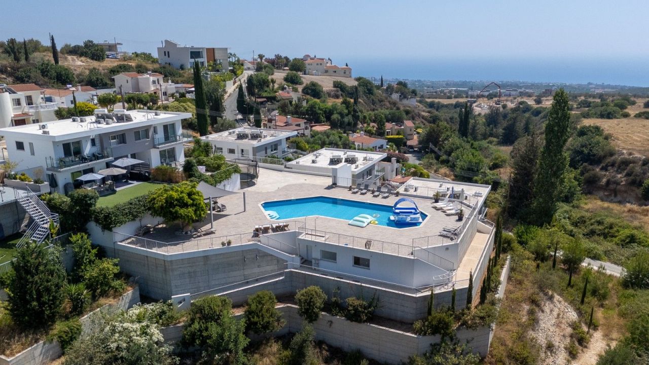 Villa in Paphos, Zypern, 210 m² - Foto 1
