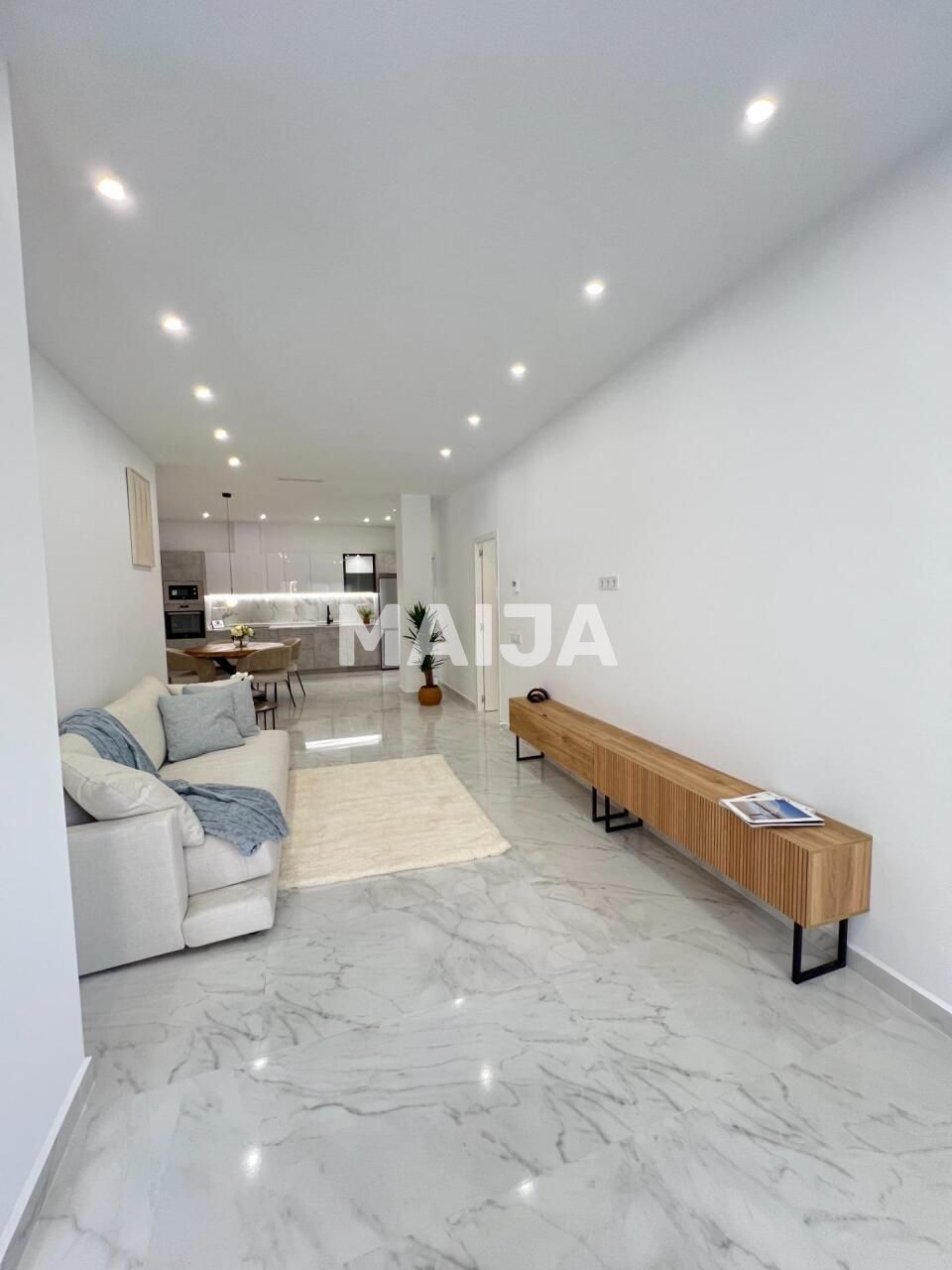 Apartment in Torrevieja, Spain, 101.57 m² - picture 5