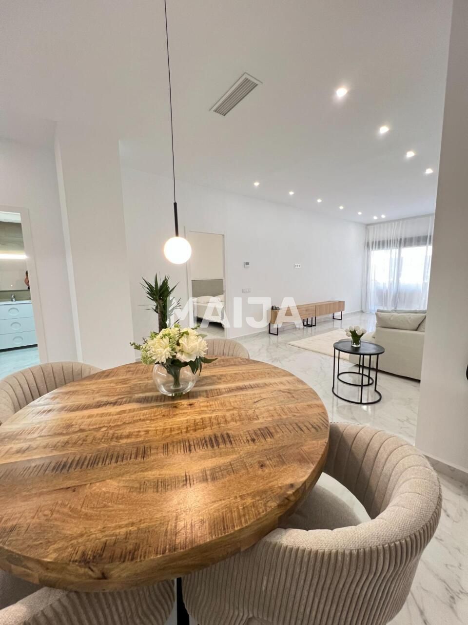 Apartment in Torrevieja, Spain, 101.57 m² - picture 8