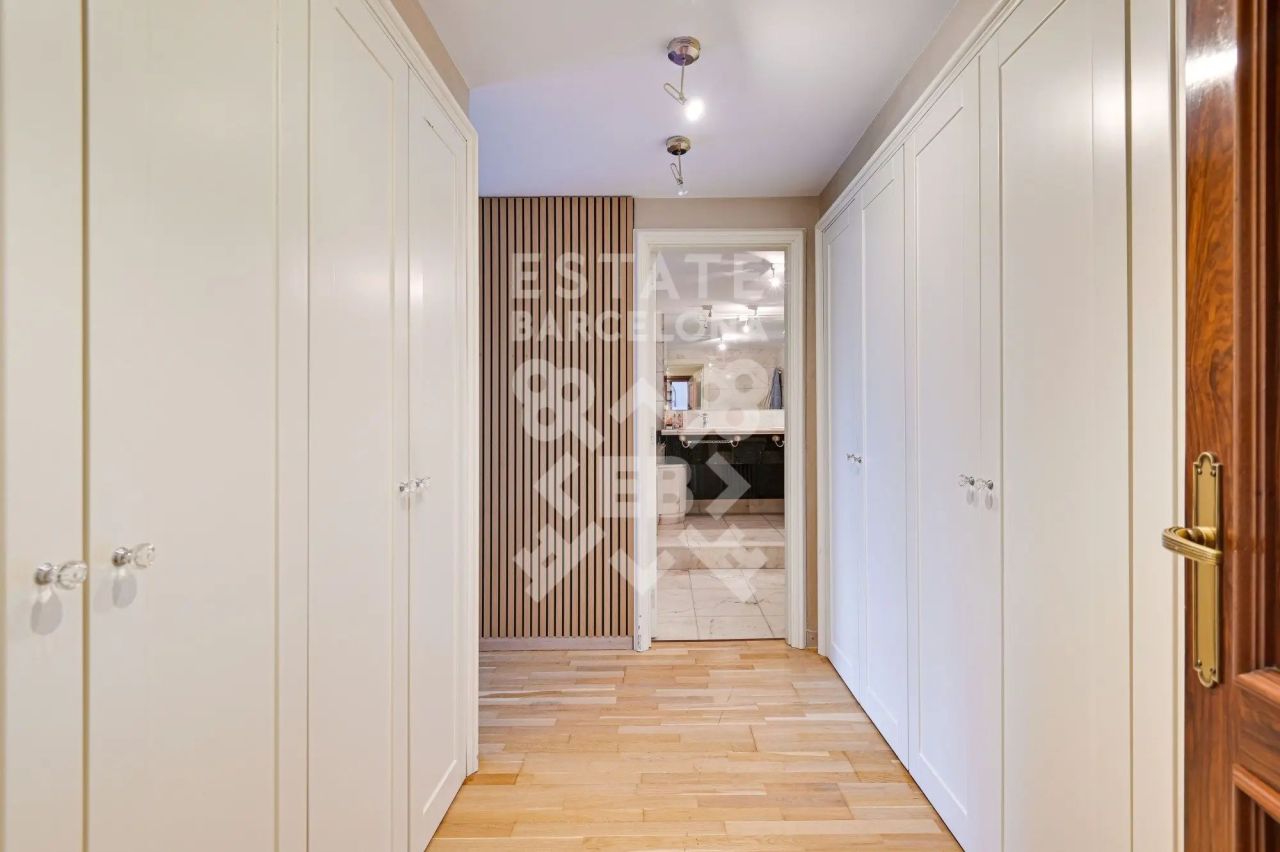 Cottage in Lloret de Mar, Spain, 374 m² - picture 10