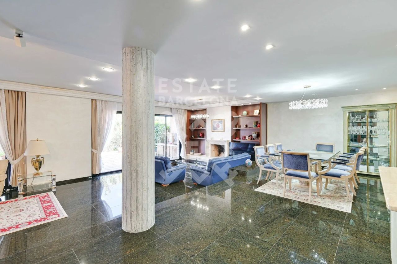 Cottage in Lloret de Mar, Spain, 374 m² - picture 5