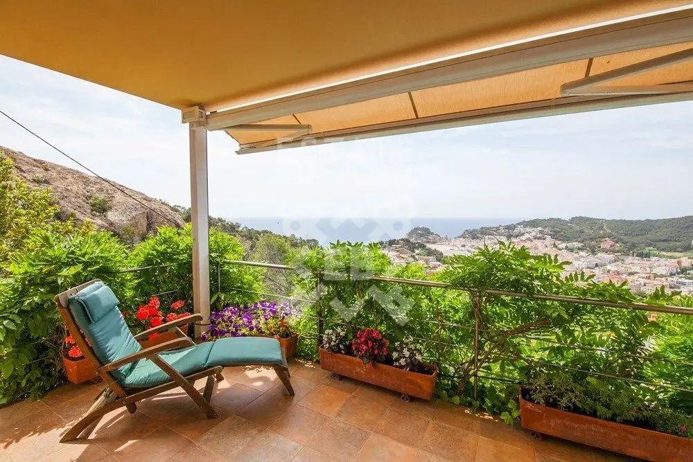 Villa en Tossa de Mar, España, 242 m² - imagen 3