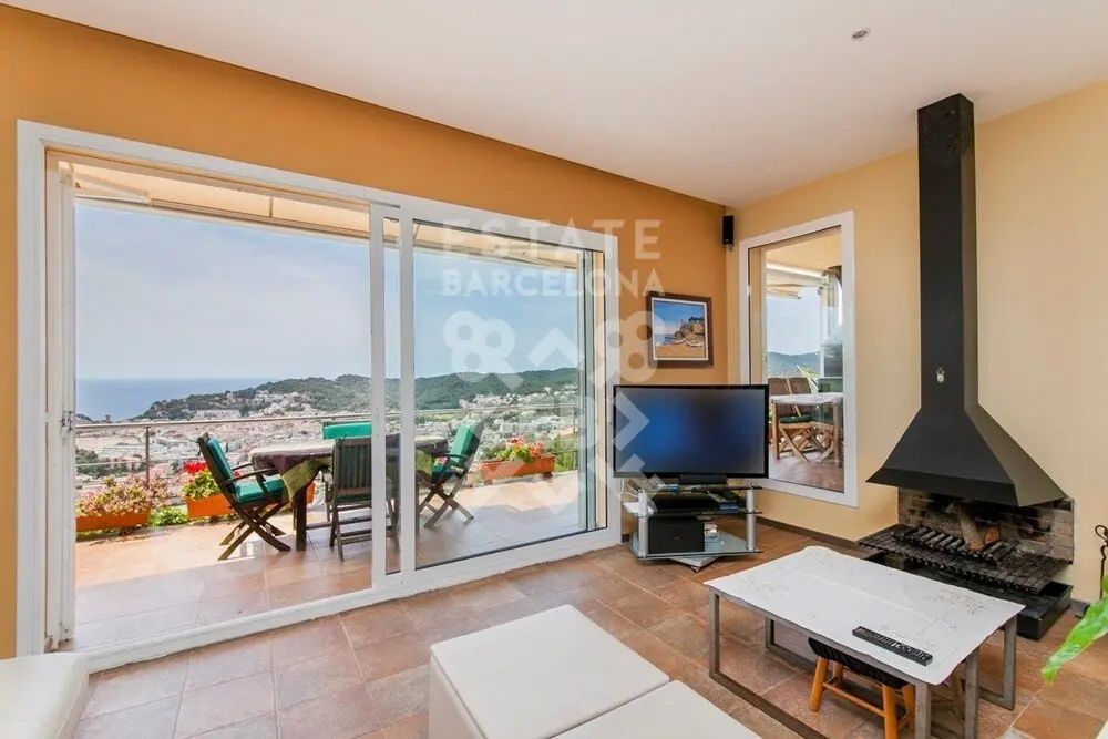 Villa en Tossa de Mar, España, 242 m² - imagen 12