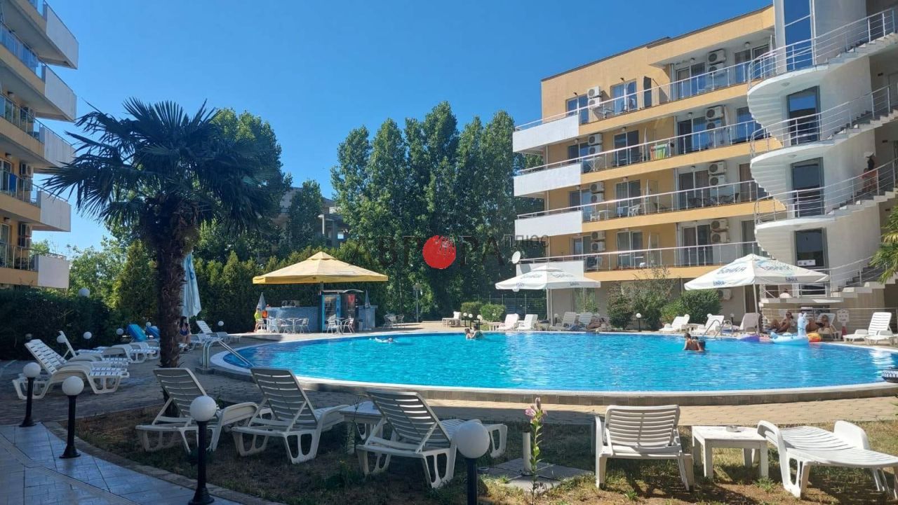 Piso en Tsarevo, Bulgaria, 81 m² - imagen 1