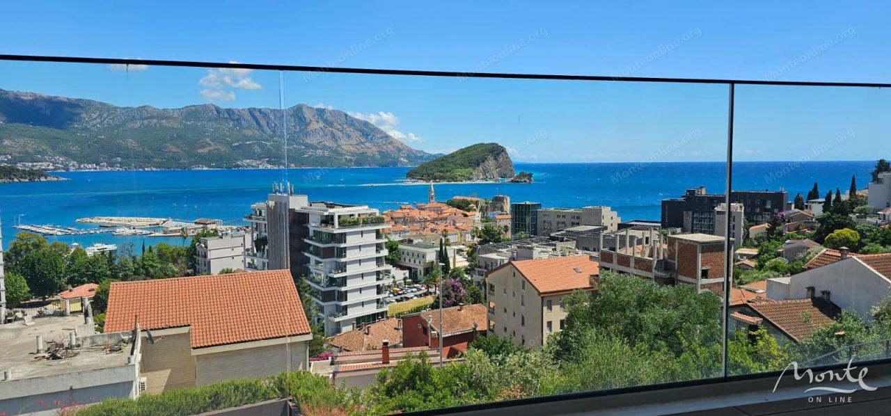 Appartement à Budva, Monténégro, 124.19 m² - image 1