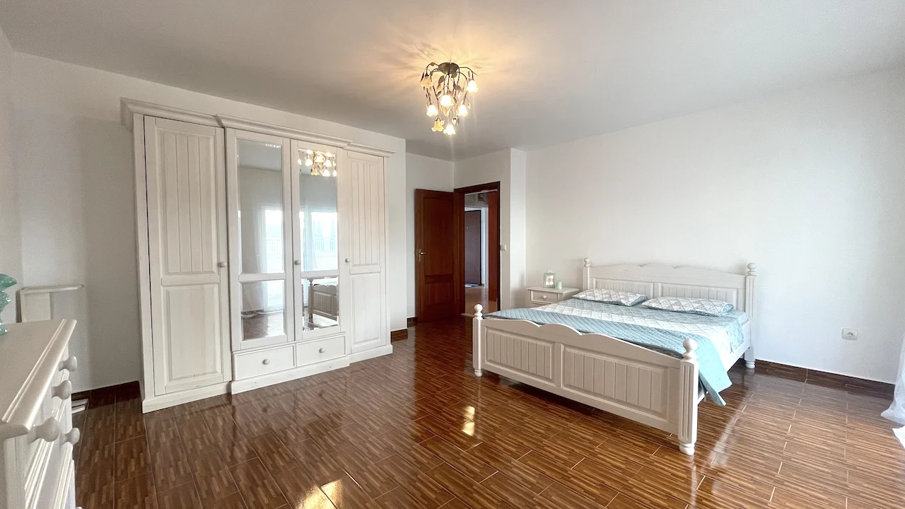 Flat in Budva, Montenegro, 138 m² - picture 1