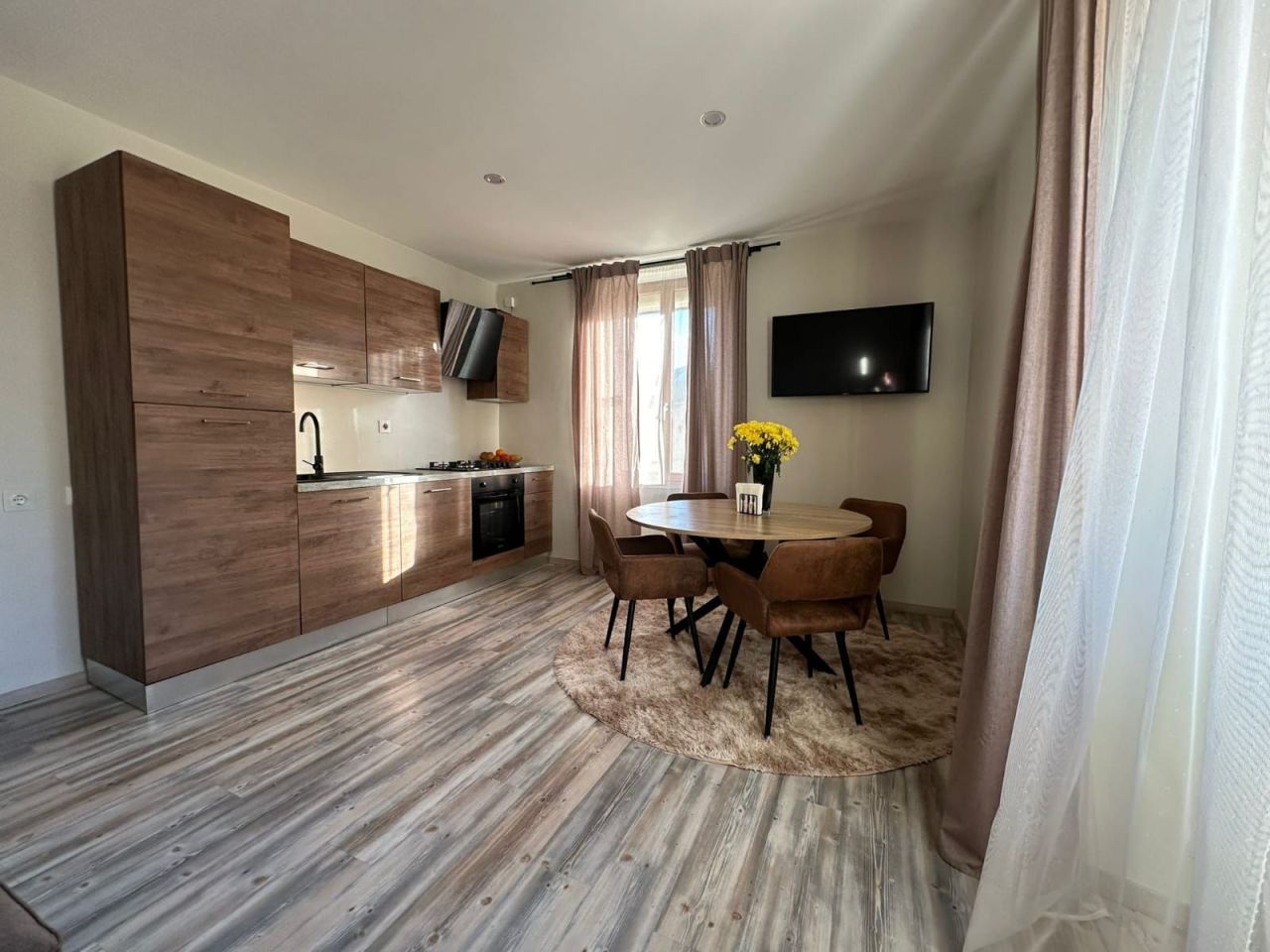 Hotel in Burgundy, France, 400 m² - picture 6