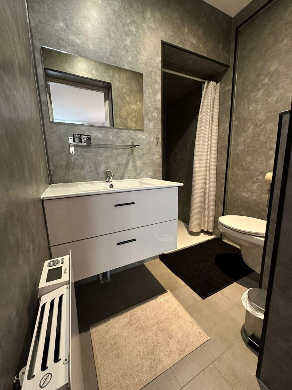 Hotel in Burgundy, France, 400 m² - picture 12