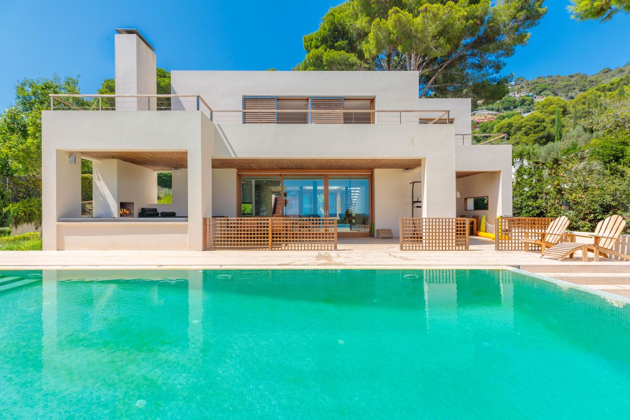 Haus in Costa Brava, Spanien, 597 m² - Foto 1