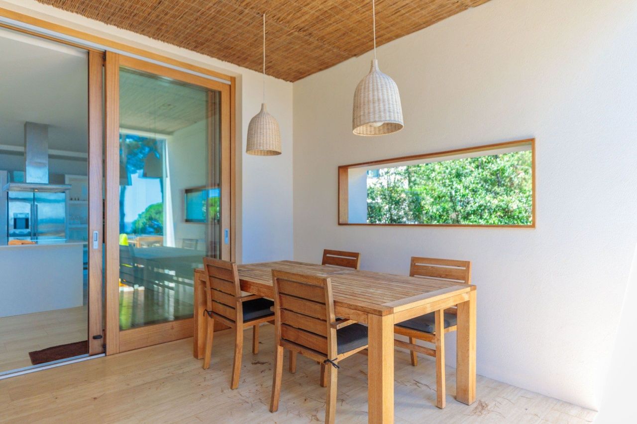 Casa en la Costa Brava, España, 597 m² - imagen 13