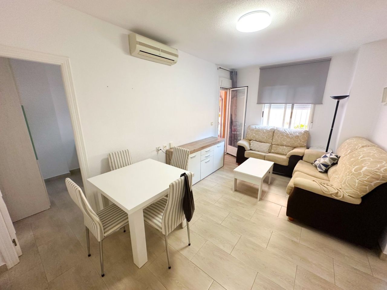 Apartment in Guardamar del Segura, Spain, 65 m² - picture 1