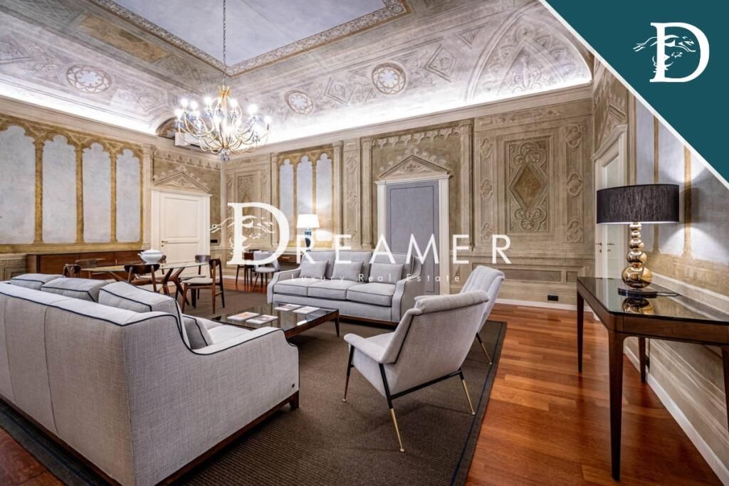 Appartement à Florence, Italie, 420.45 m² - image 1