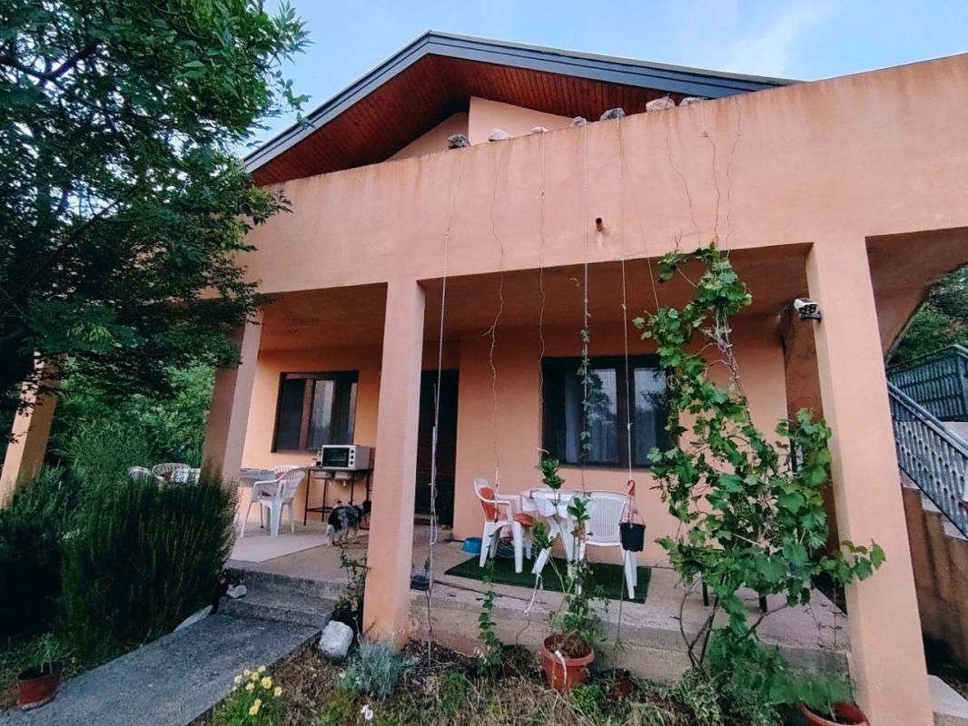 Casa Ratac, Montenegro, 90 m² - imagen 1