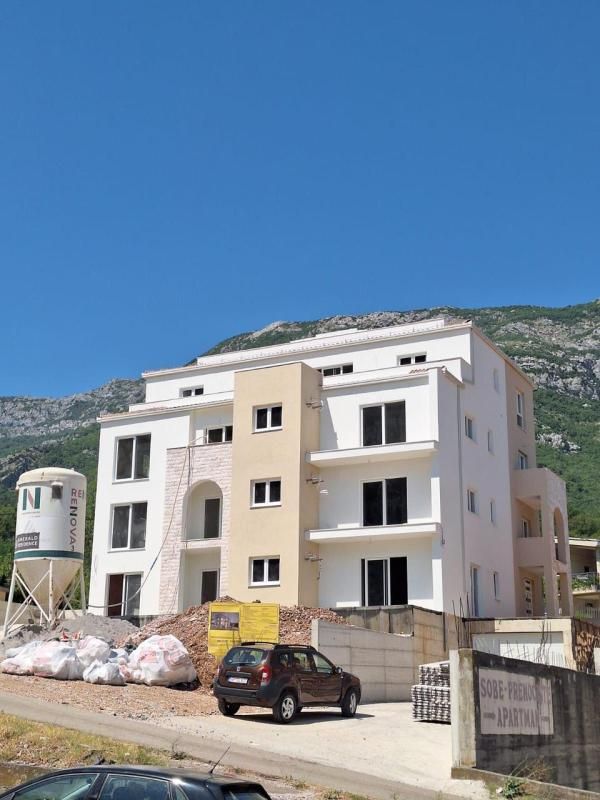 Flat in Sutomore, Montenegro, 56 m² - picture 16