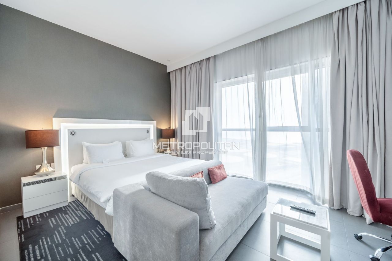 Hotel in Dubai, UAE, 32 m² - picture 1