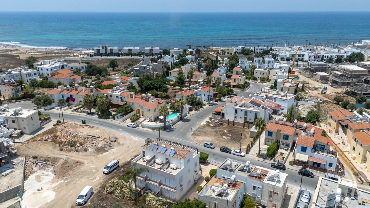 Townhouse a Paphos, Cipro, 220 m² - foto 14