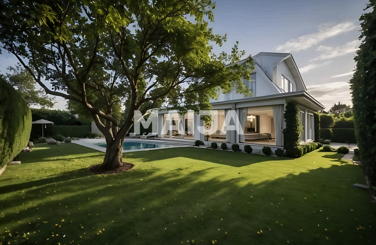 Flat in Forte dei Marmi, Italy, 290 m² - picture 1