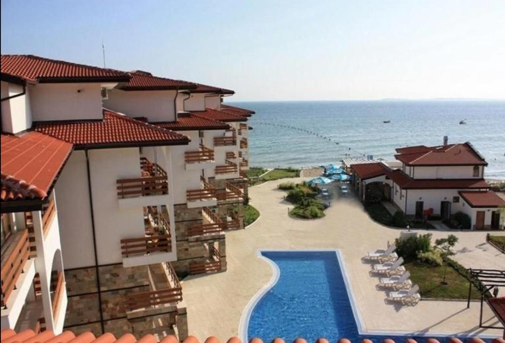 Piso en Elenite, Bulgaria, 94 m² - imagen 1