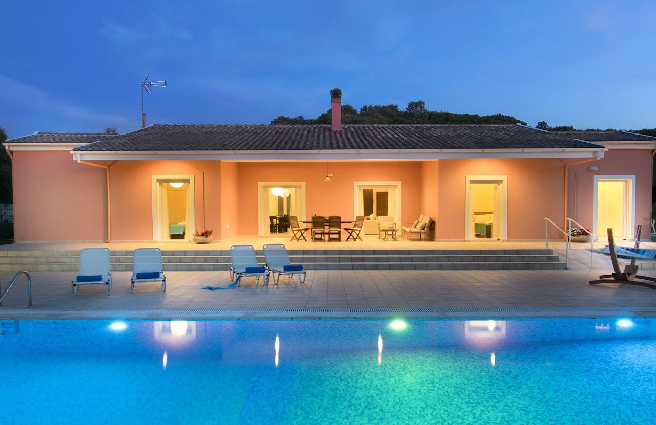 Villa sur Corfou, Grèce, 250 m² - image 1