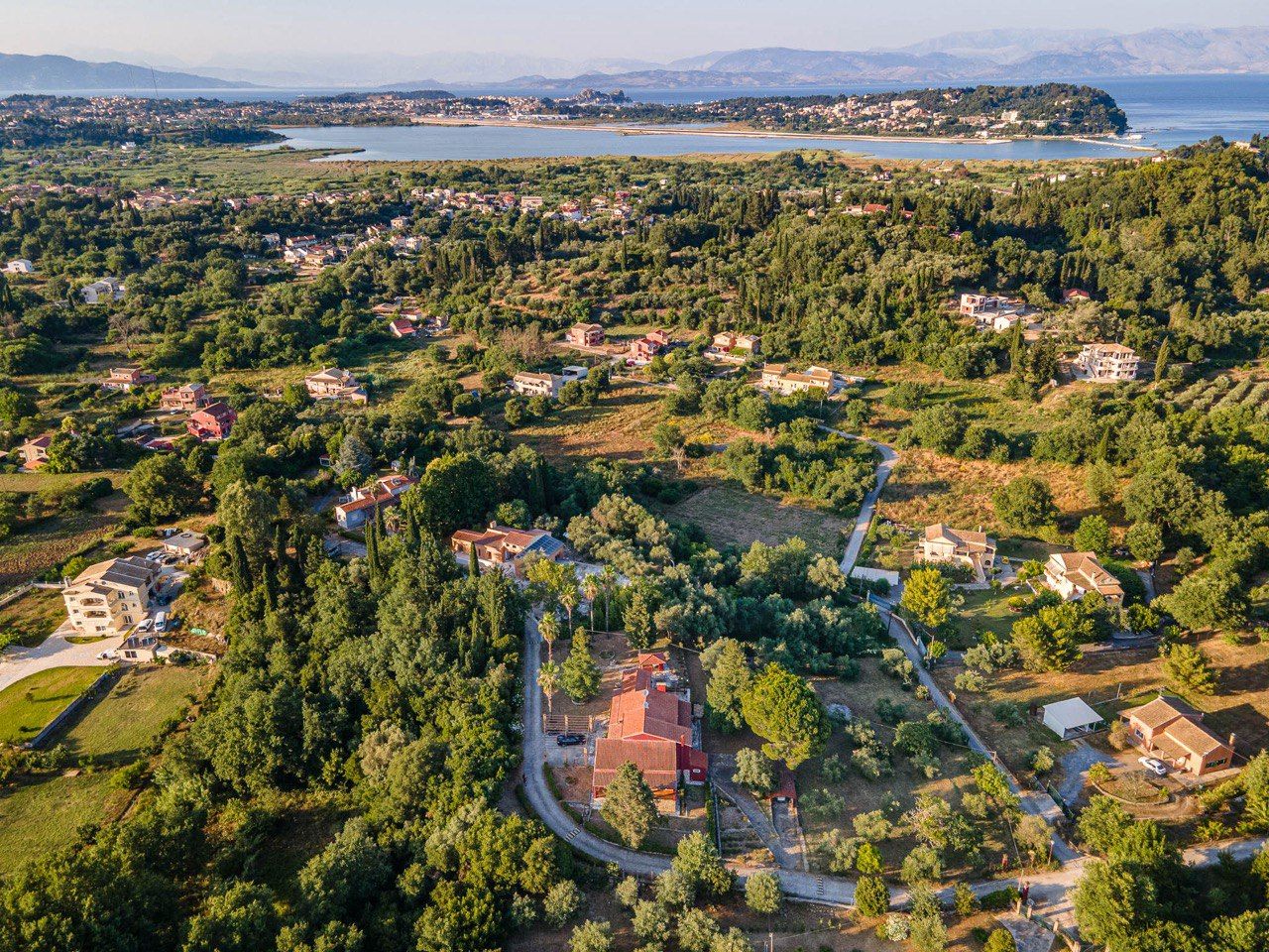 Villa en Corfú, Grecia, 340 m² - imagen 2