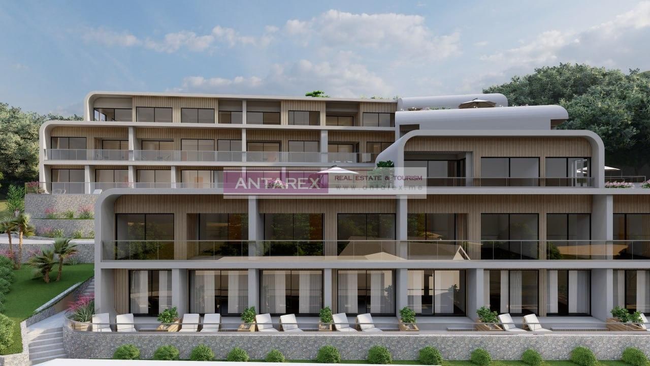 Apartment in Tivat, Montenegro, 84 m² - picture 1