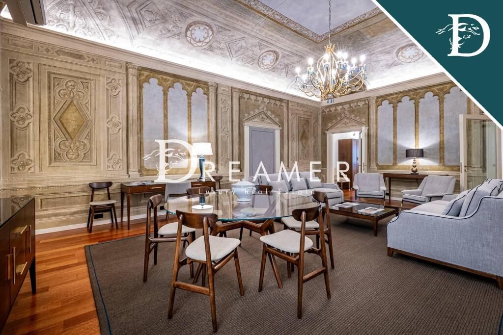 Apartment in Florenz, Italien, 210.18 m² - Foto 1