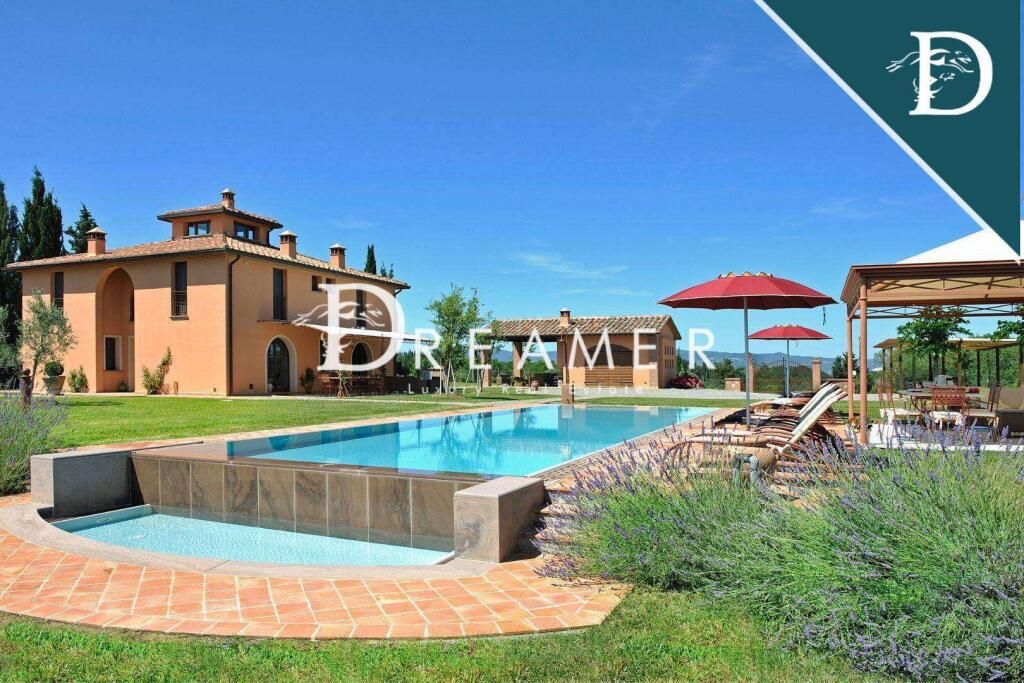 Villa Peccioli, Italy, 350.33 m² - picture 1