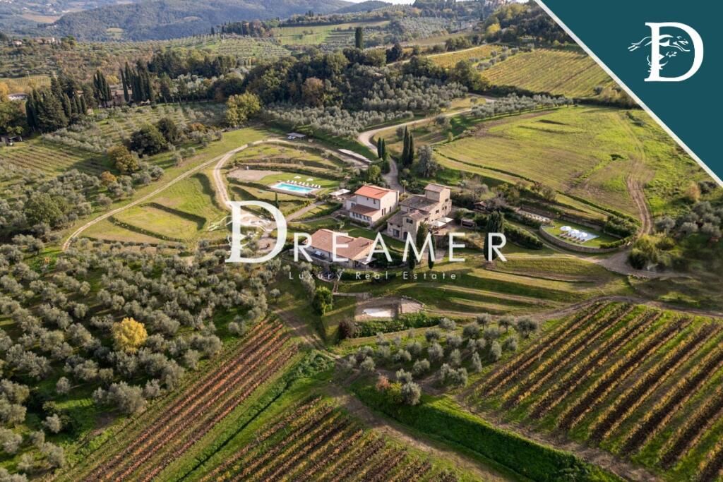 Villa in Greve in Chianti, Italien, 1 401.42 m² - Foto 1