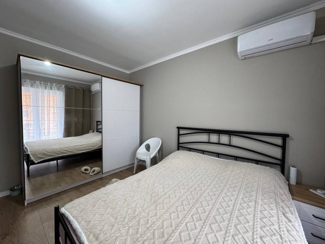 Flat in Bar, Montenegro, 151 m² - picture 1