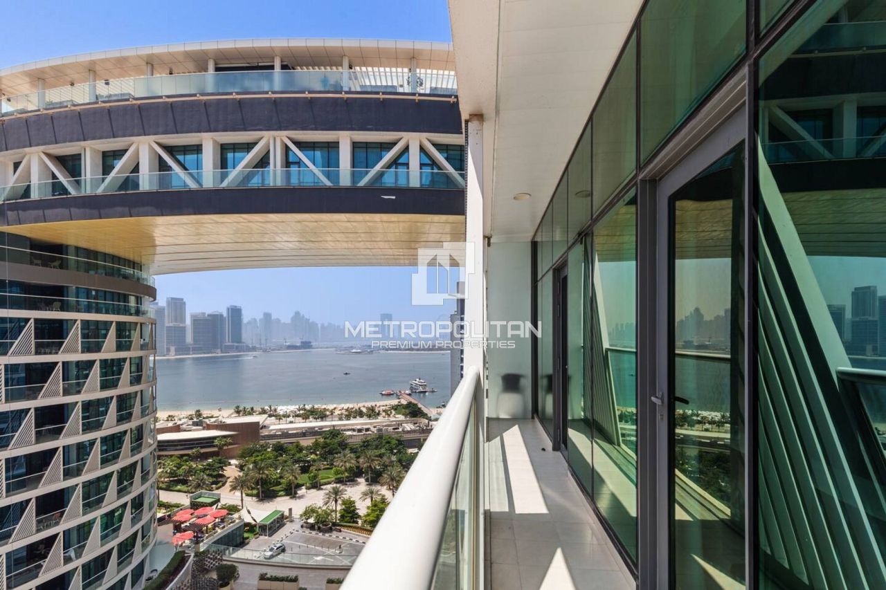 Apartment in Dubai, UAE, 66 m² - picture 1