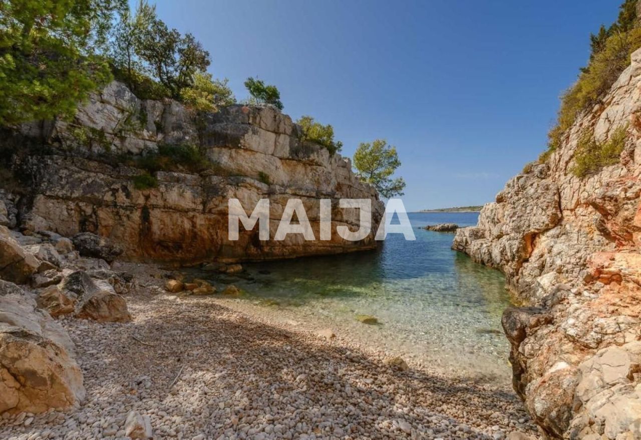 Villa in Split, Croatia, 308 m² - picture 2