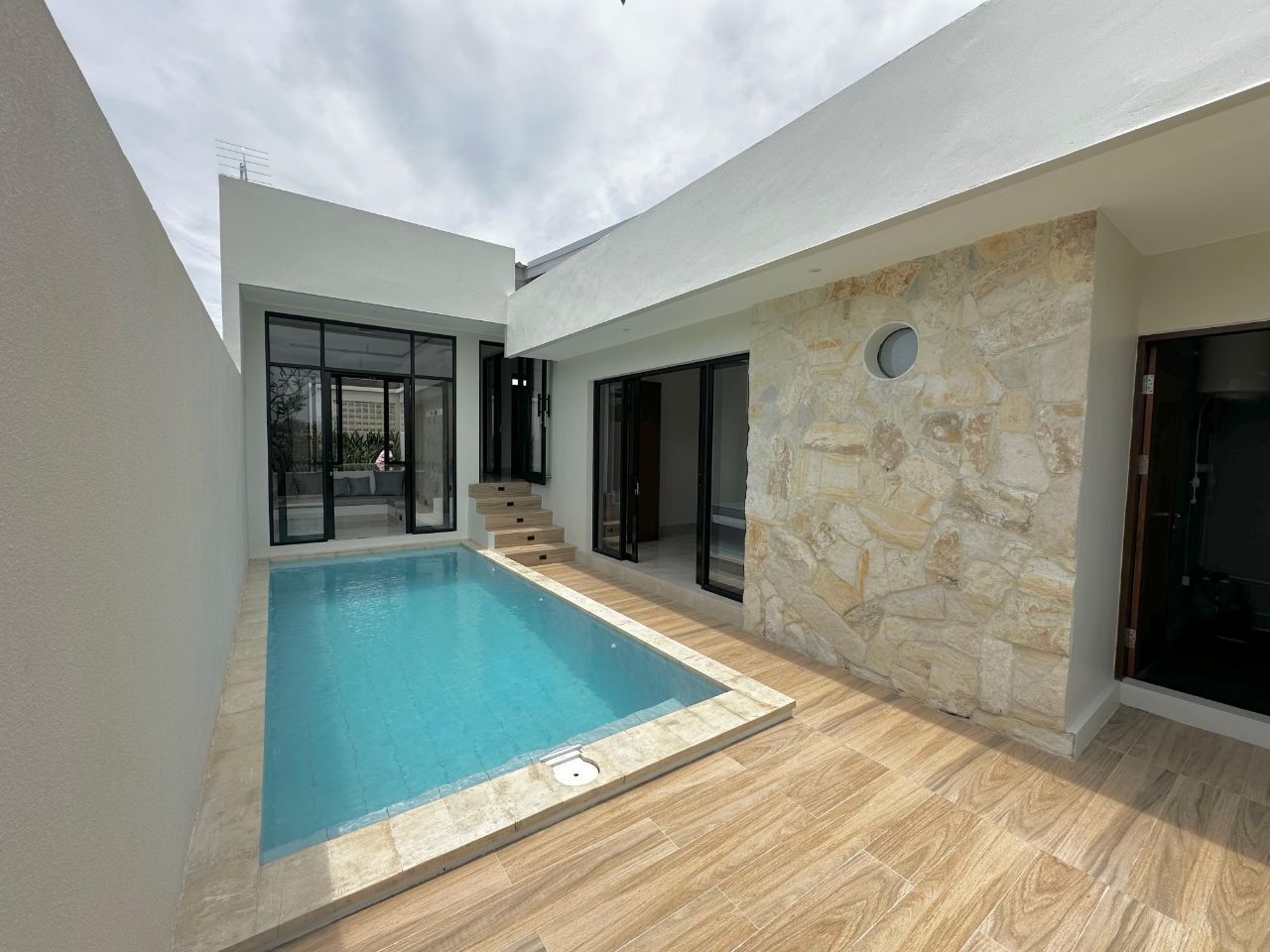 Villa en Canggu, Indonesia, 123 m² - imagen 1