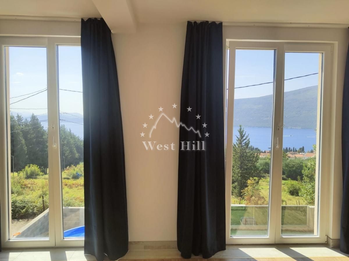 House in Baosici, Montenegro, 300 m² - picture 1