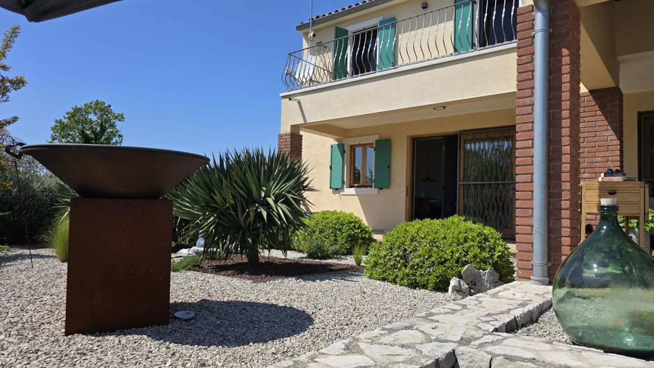 Villa à Labin, Croatie, 137 m² - image 10