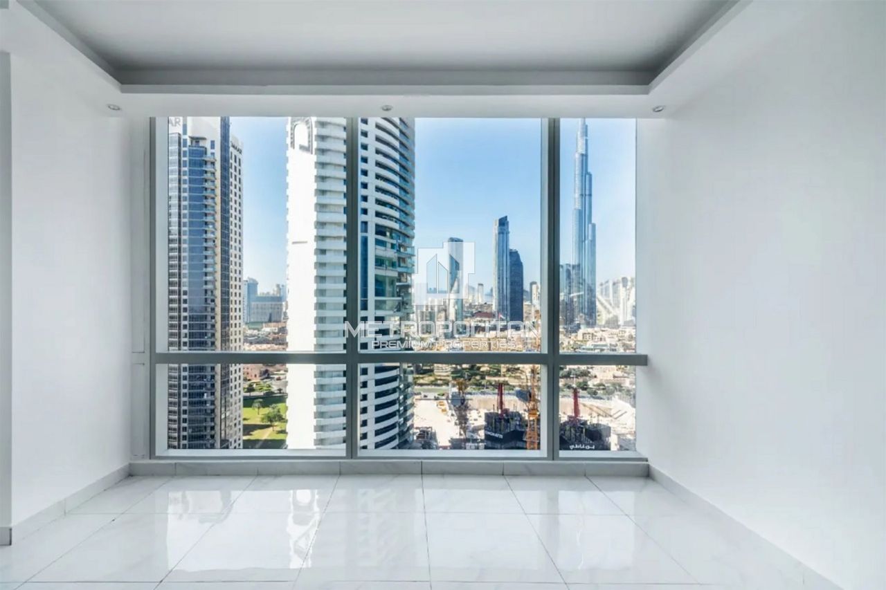 Bureau à Dubaï, EAU, 29 m² - image 1