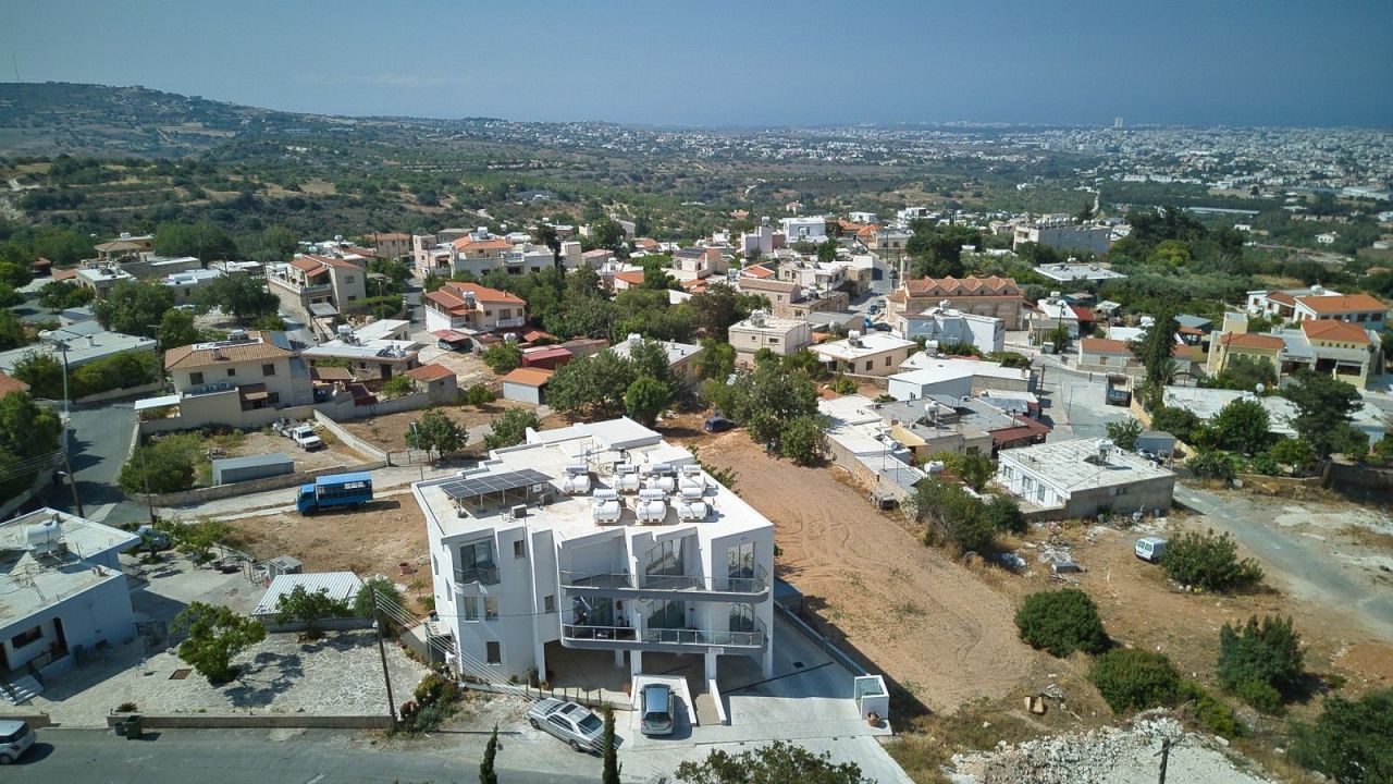 Appartement à Paphos, Chypre, 87 m² - image 1