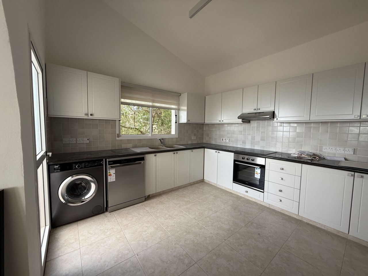 Maison à Tala, Chypre - image 16