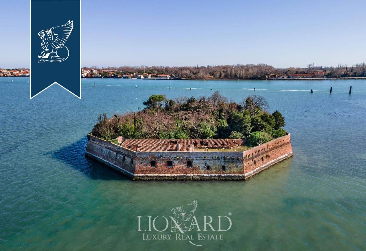 Villa à Venise, Italie, 2 400 m² - image 5