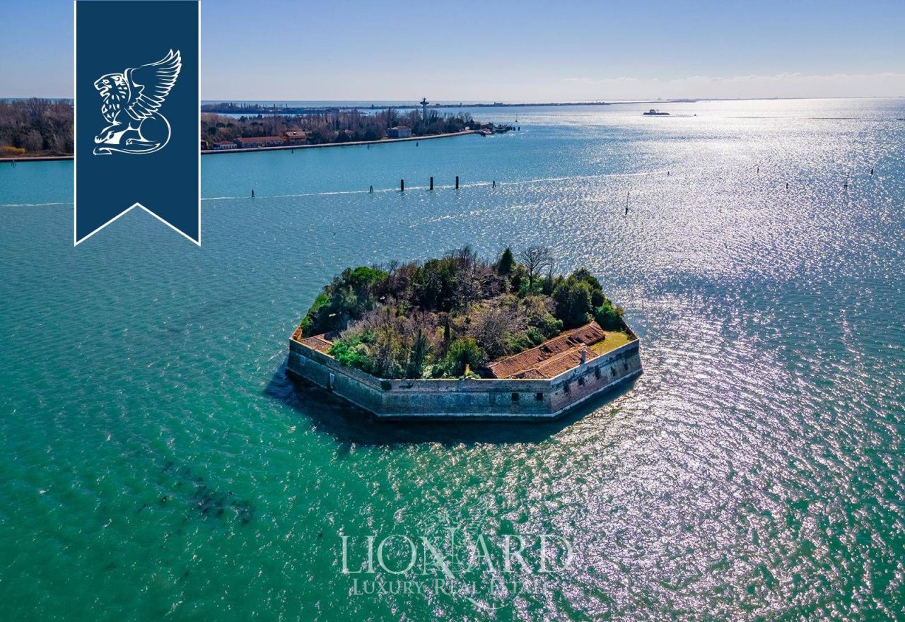 Villa à Venise, Italie, 2 400 m² - image 7