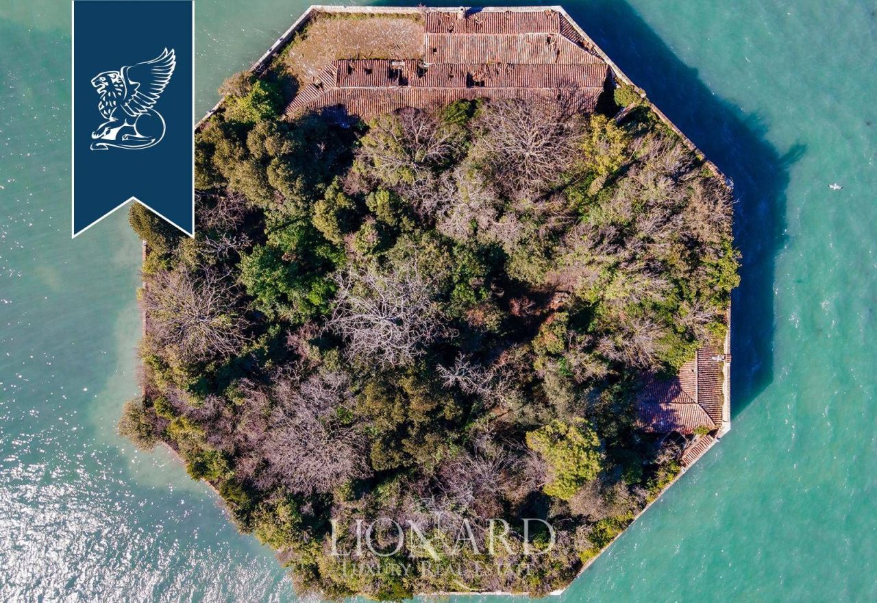 Villa à Venise, Italie, 2 400 m² - image 11