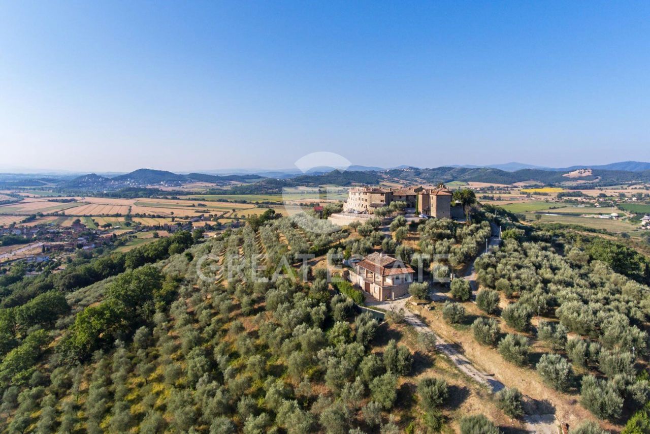 House in Corciano, Italy, 201.85 m² - picture 7