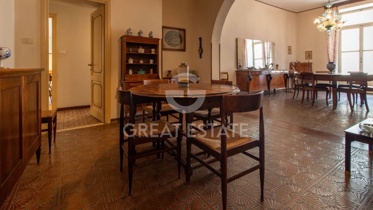 Apartment in Orvieto, Italy, 167.2 m² - picture 12