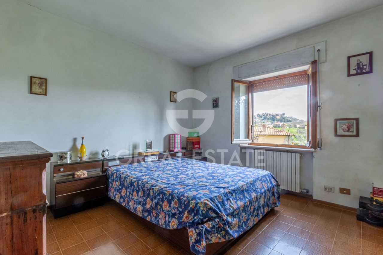 Casa en Montegabbione, Italia, 400.6 m² - imagen 13