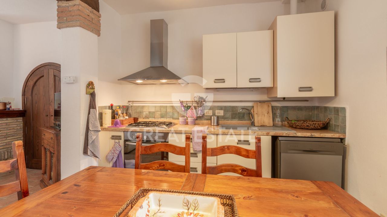 Apartment in Cetona, Italy, 121.8 m² - picture 17