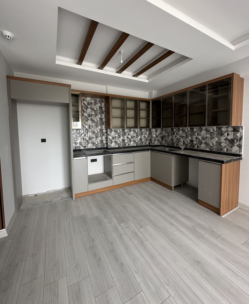 Flat in Mersin, Turkey, 58 m² - picture 1