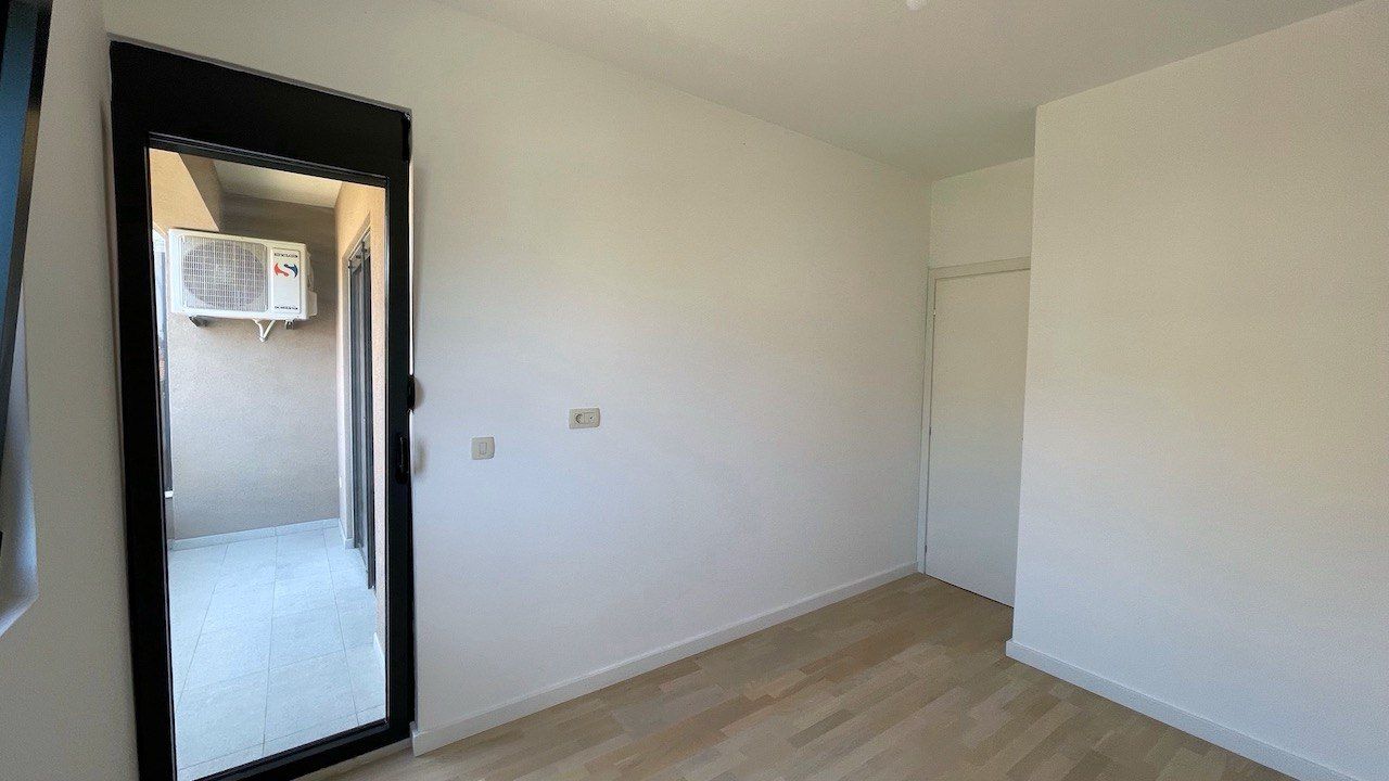 Flat in Budva, Montenegro, 53 m² - picture 1
