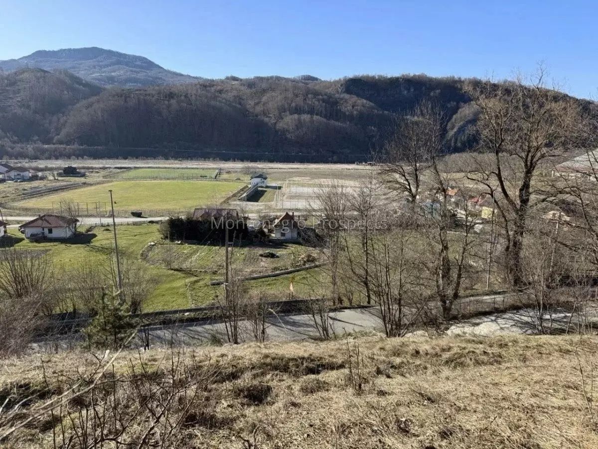 Grundstück in Kolasin, Montenegro, 6 007 m² - Foto 1