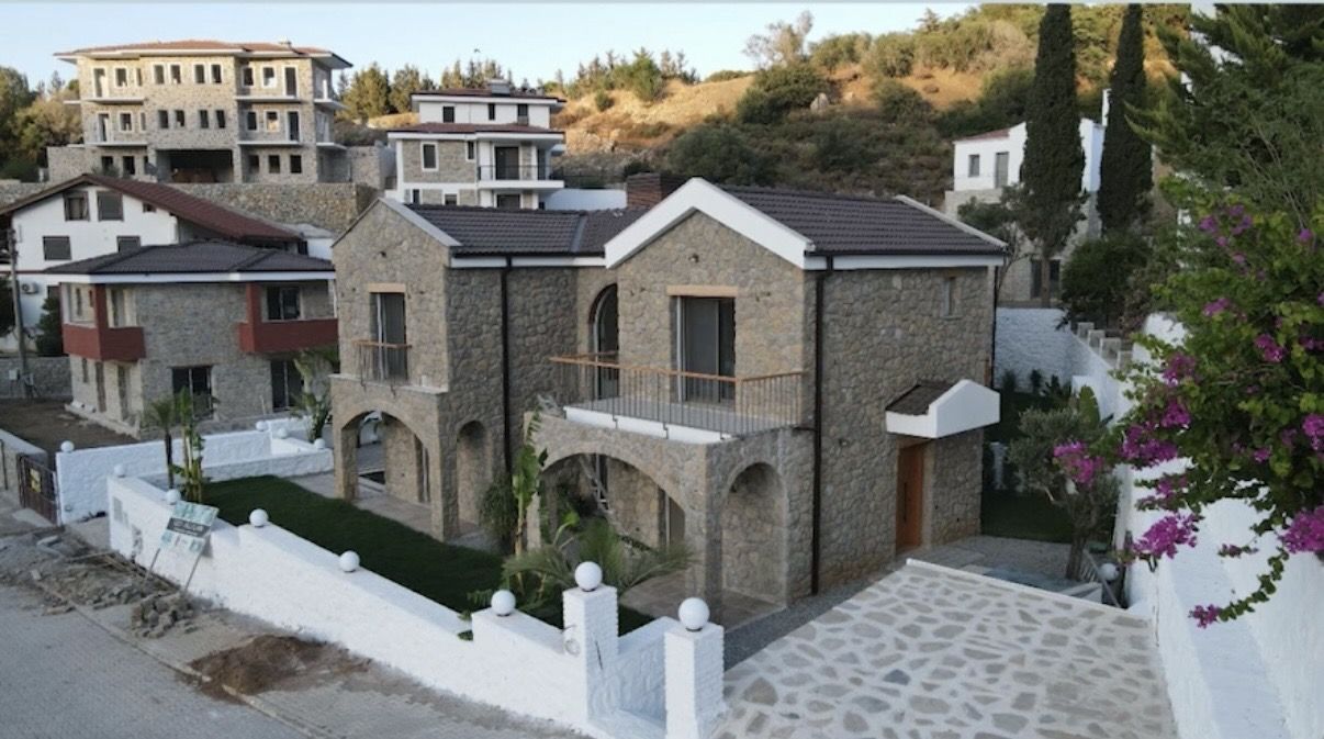 Villa in Datça, Türkei, 150 m² - Foto 1