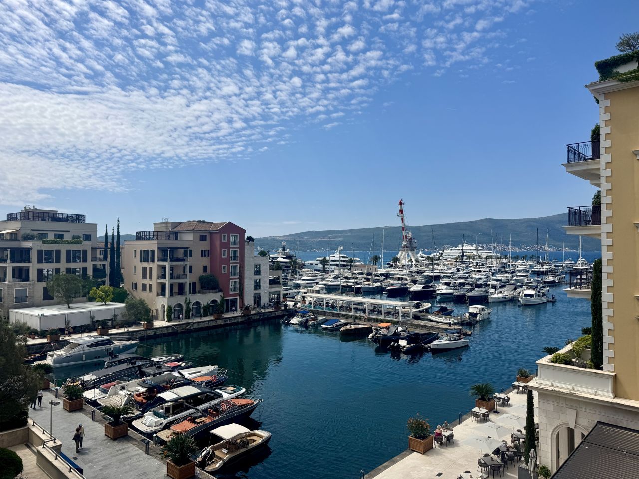Flat in Tivat, Montenegro, 223 m² - picture 1